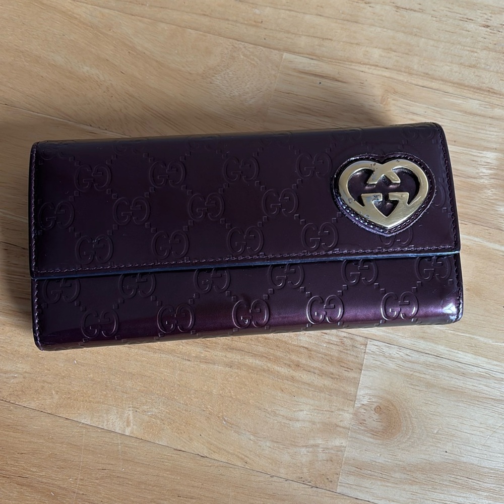 GUCCI LOVELY HEART INTERLOCKING GG LEATHER WALLET